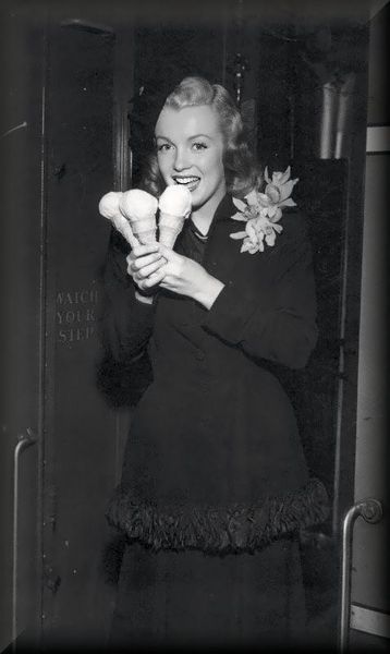 Marilyn Monroe Vanilla Ice Cream Cones