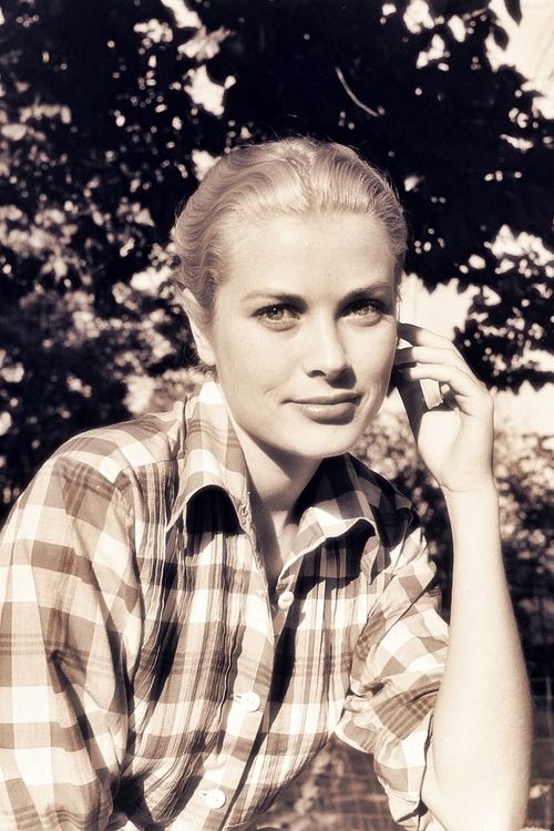 Grace Kelly Plaid Outdoors Woods Camping Fashion Inspiration