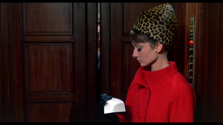Audrey Hepburn Charade Red ans Leopard print