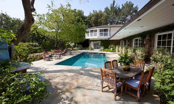 Elizabeth Taylor Home Pool
