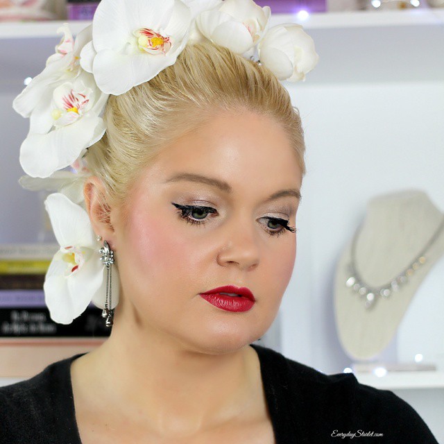 DIY Selena Gomez Orchid Headpiece