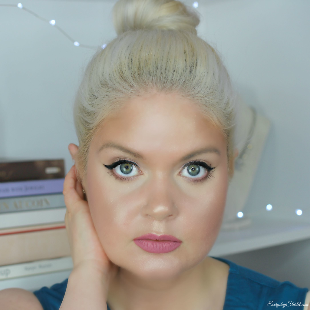 All About That Face: Glowing Skin w/ Strobing & Contouring