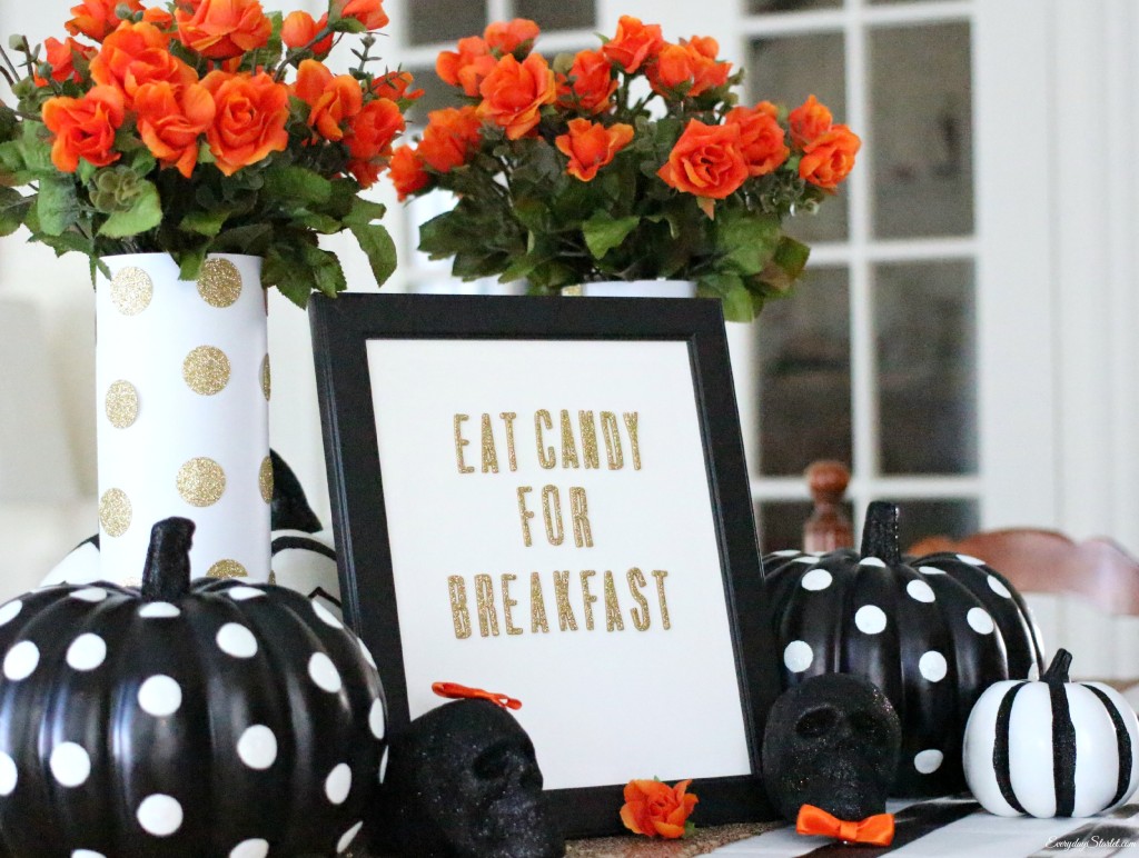 Kate Spade inspired Halloween Tablescape - EverydayStarlet.com @SarahBlodgett